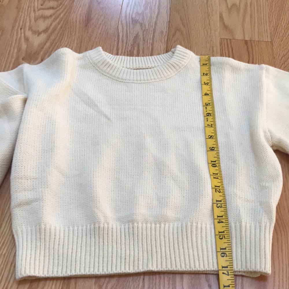 Cider small ivory goose pattern crew neck knit sweater. - Picture 11 of 13
